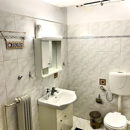 George'S Apartment Афины Экстерьер фото