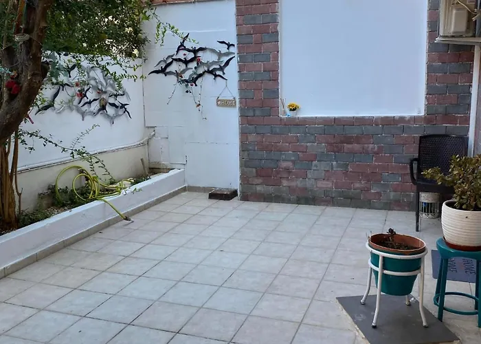 George\'S Apartment
